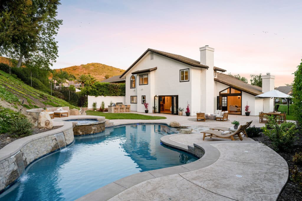 Vacation Rental Management Recruiters
